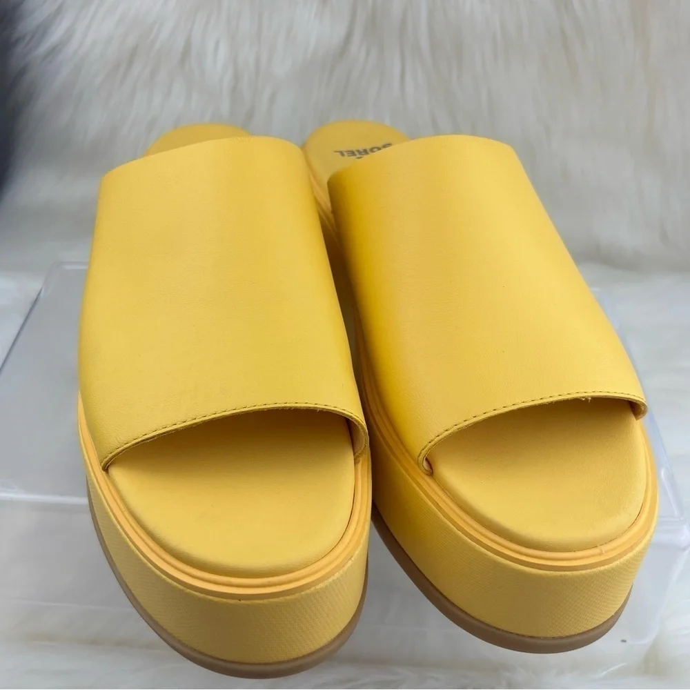 SOREL PLATFORM SANDALS DAYSPRING SLIDES SIZE 9 WOMANS